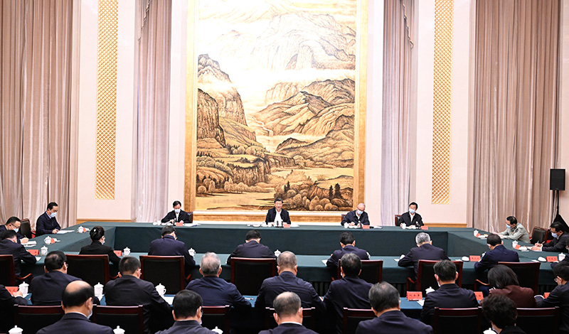 5月17日上午，，，，，中共中央总书记、国家主席、中央军委主席习近平在陕西西安主持中国－中亚峰会前夕，，，，，专门听取陕西省委和省政府事情汇报，，，，，揭晓了主要讲话。。。。。