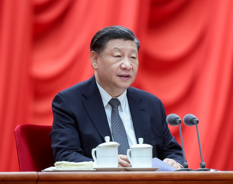 4月3日，，，，，，，，学习贯彻习近平新时代中国特色社会主义头脑主题教育事情聚会在北京召开。。。。。。。。中共中央总书记、国家主席、中央军委主席习近平出席聚会并揭晓主要讲话。。。。。。。。
